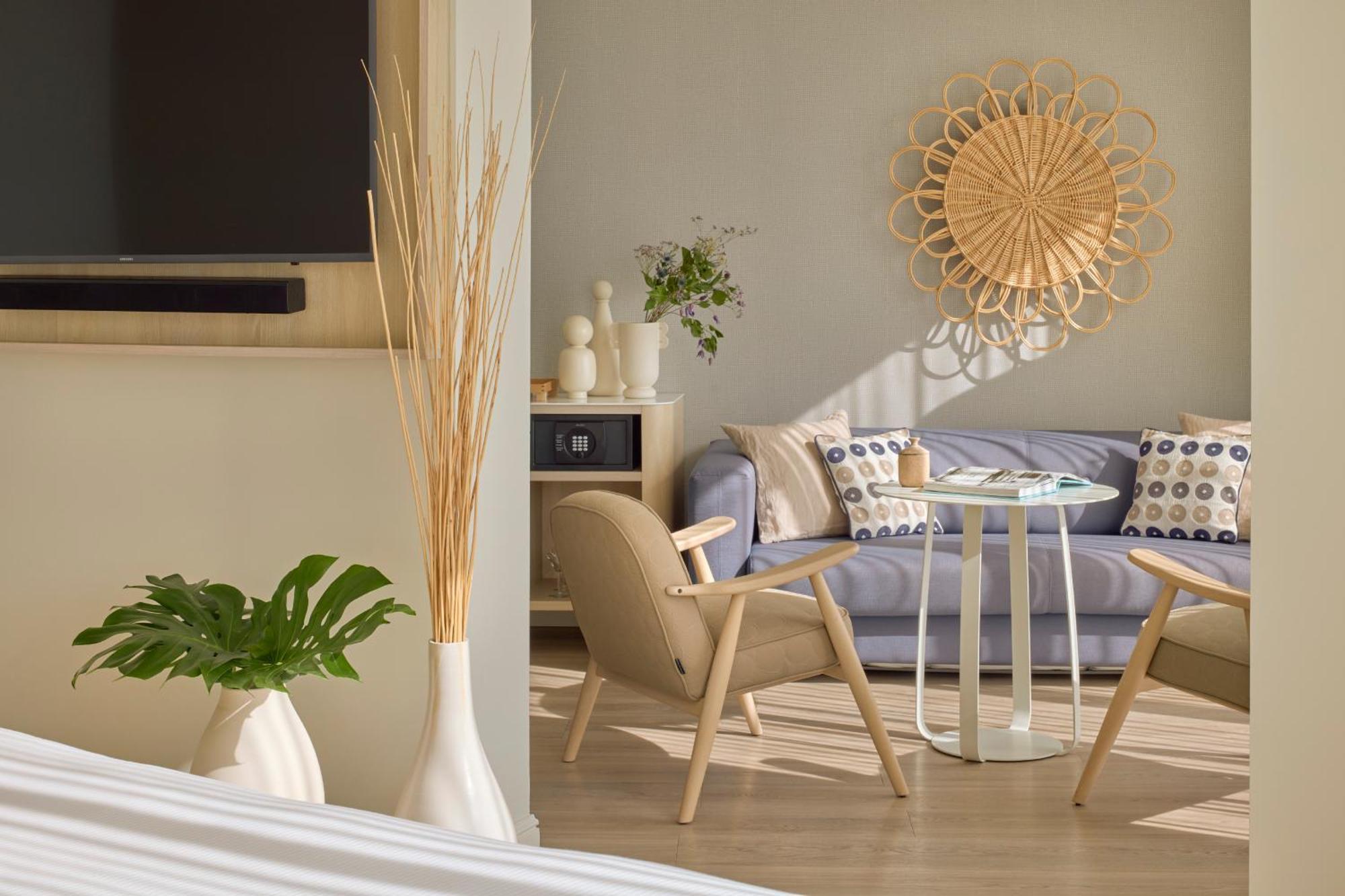 ホテル Me シッチェス テラマール エクステリア 写真 A living room