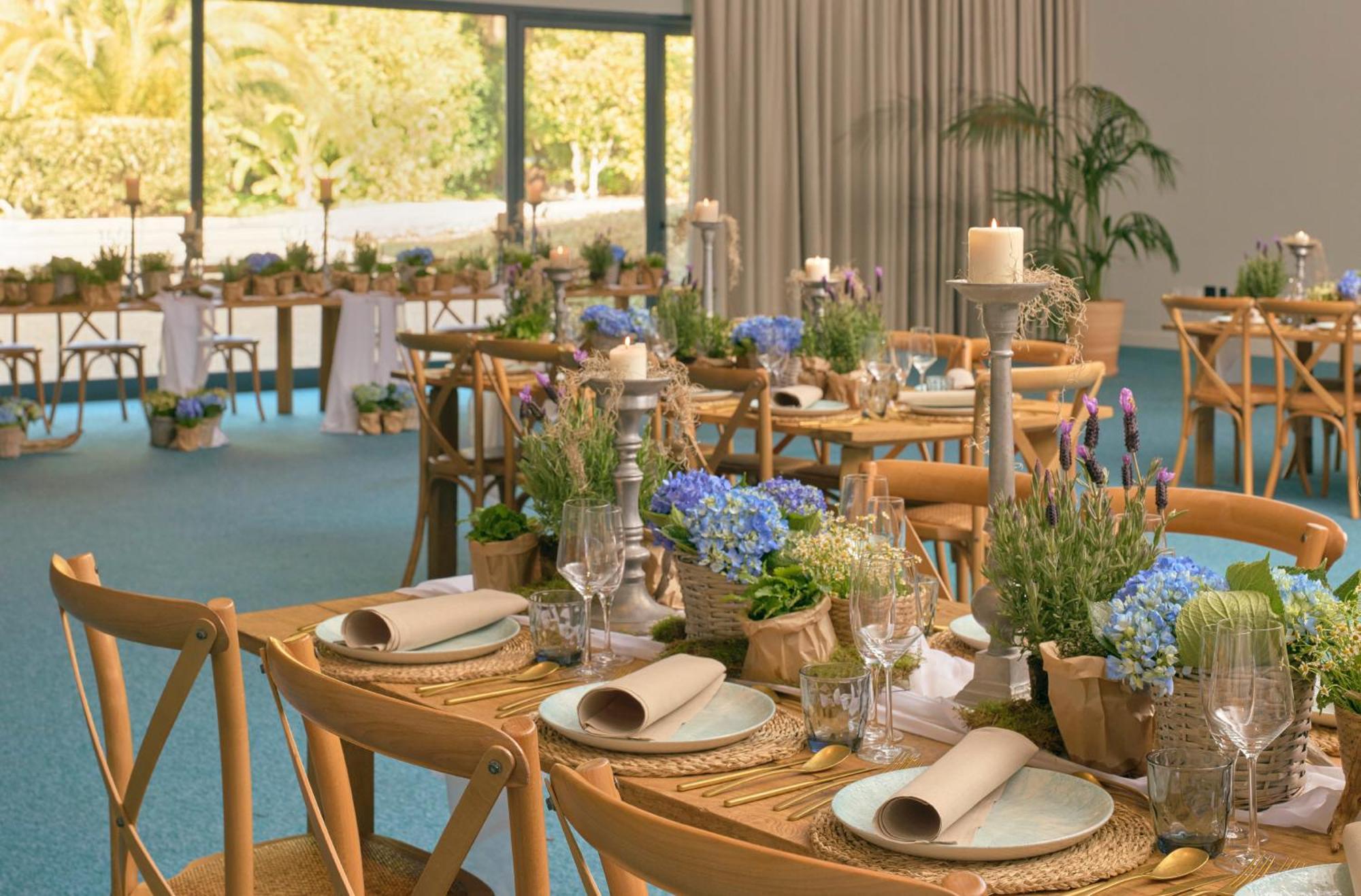 ホテル Me シッチェス テラマール エクステリア 写真 The interior of the restaurant
