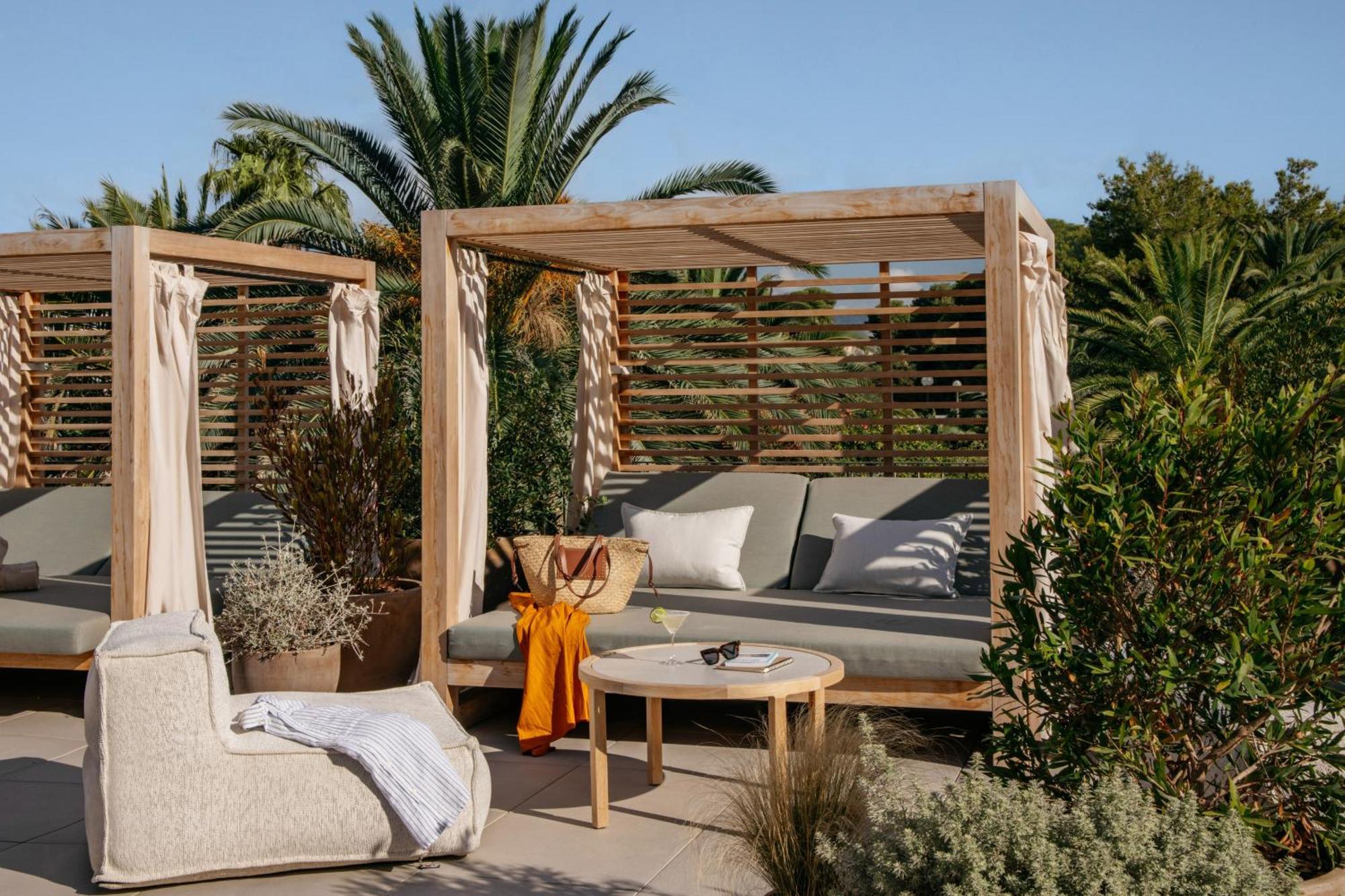 ホテル Me シッチェス テラマール エクステリア 写真 Pergola